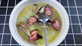 炒上海青制作過程非常簡單,是一道很好吃的綠色食品,大家快去試試吧